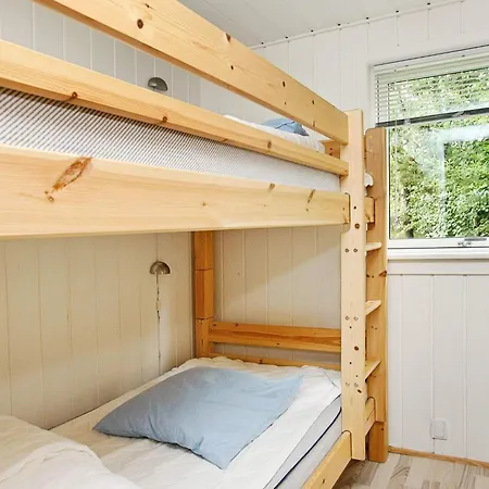 6 Person In Albaek-by Traum